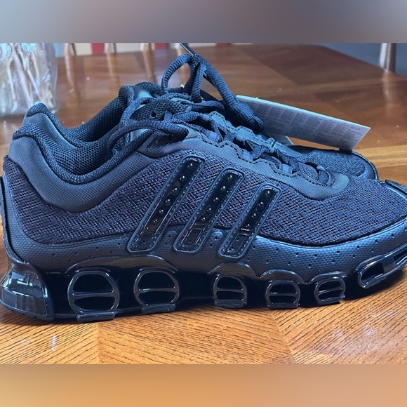 Adidas Original Sneakers
'Megaride' in Black - Picture 6 of 8